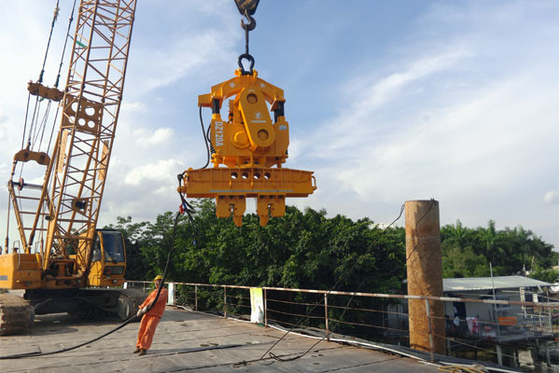 Máquina de construcción de pilas APZ90A Martillo eléctrico Vibro con poste de caja de control