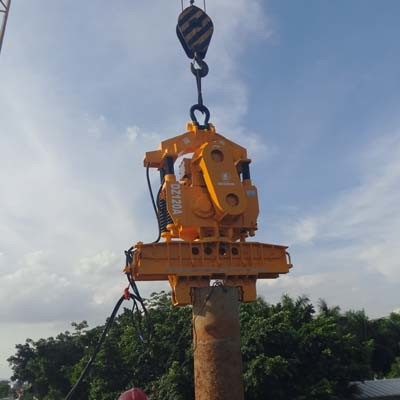 Equipo de conducción de pila de alto rendimiento Martillo de pila 120Kw Martillo eléctrico Vibro para pila de carcasa de acero